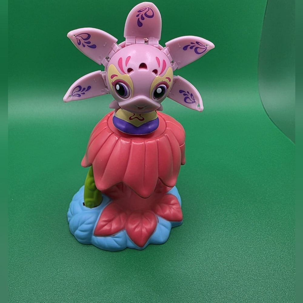 Pink and Blue Floral Toy Figure Zoobles